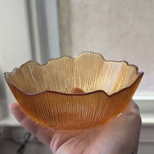 Gorgeous Retro/ MCM Amber Glass Scalloped/Textured Decorative Bowl